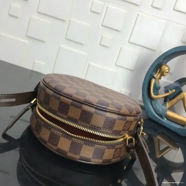 Fashionrepsfam ru 20DJ570080 LV Bags 0731
